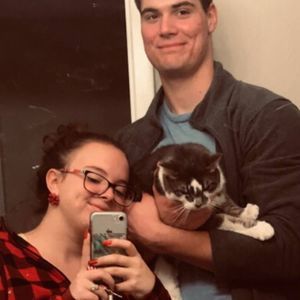 Meet your Posher, Cloe